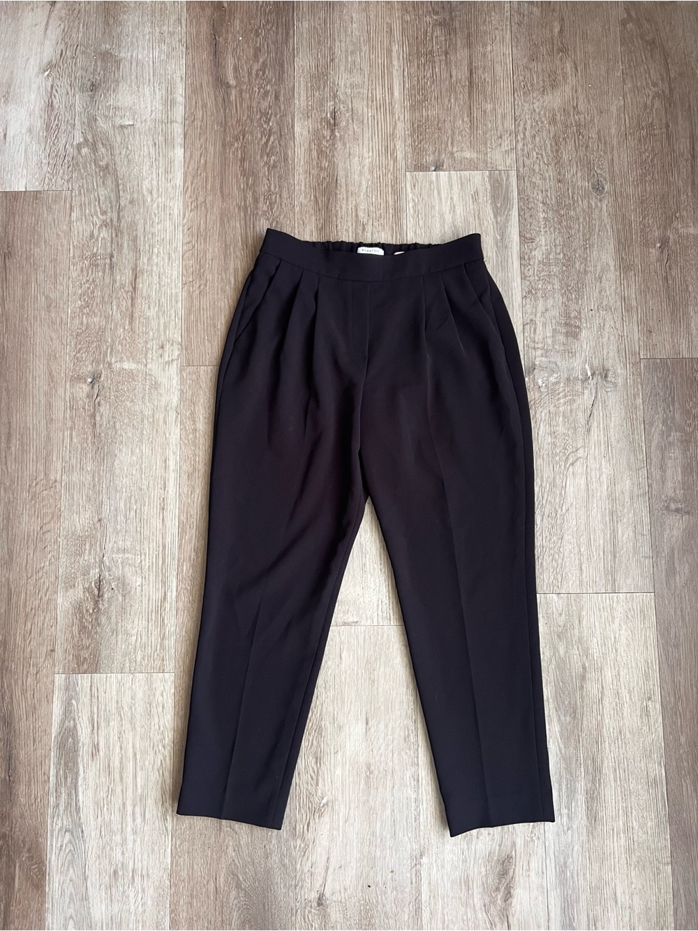 Aritzia babaton pant